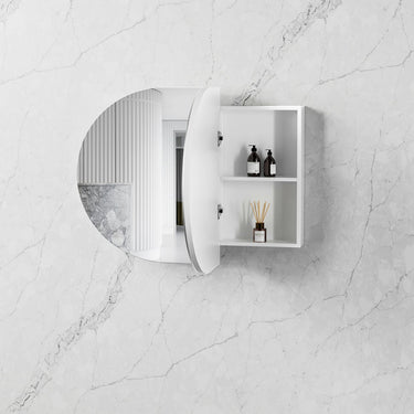 900x600mm White